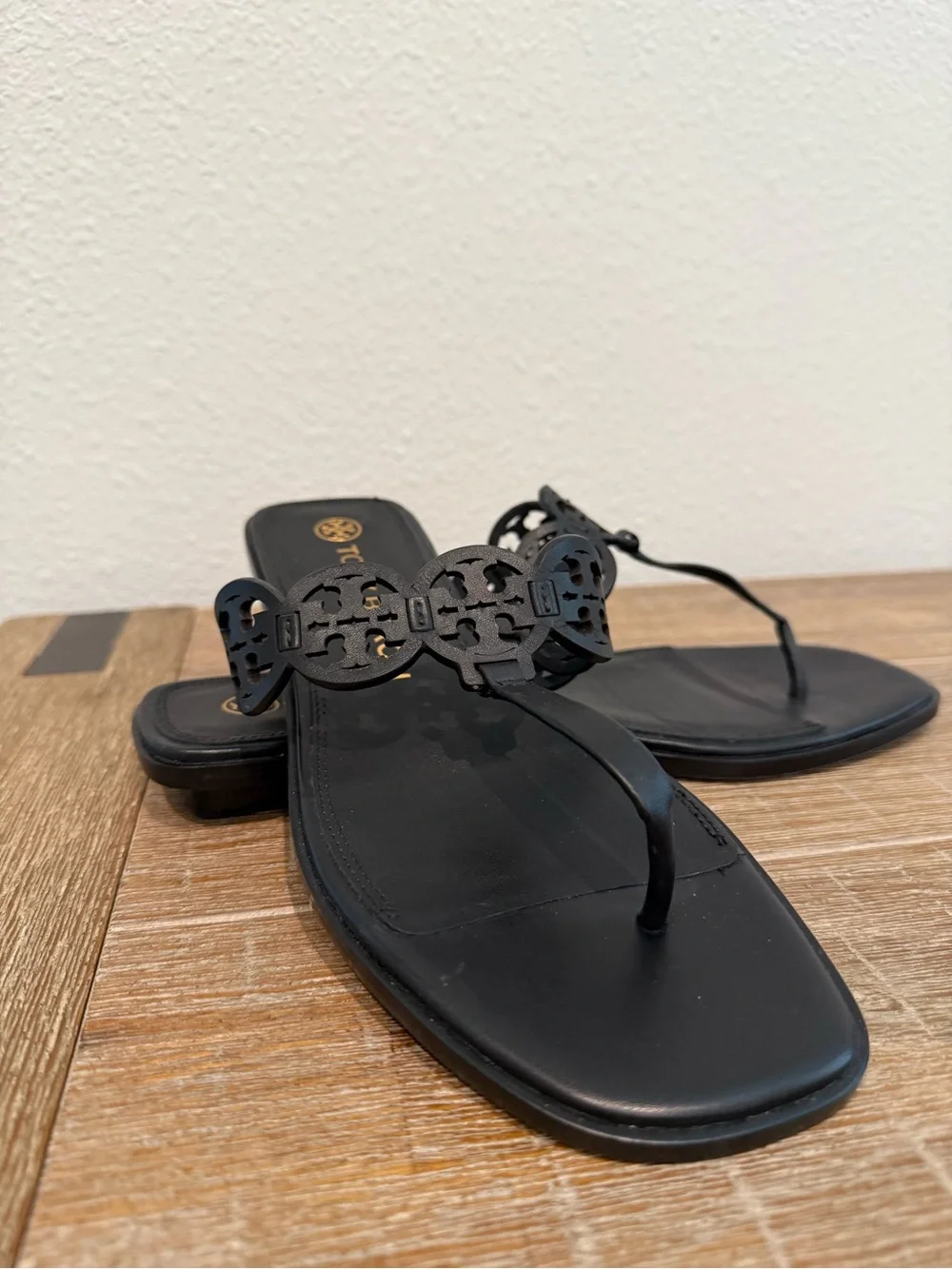 Tory Burch Black Leather Logo Thong Sandals
